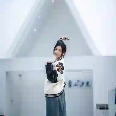 AMBER LIGHT Baseball Jacket