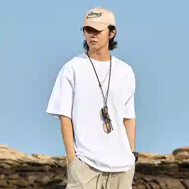 AMBER LIGHT T