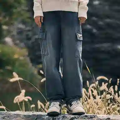 Amber Light Vintage Cargo Jeans