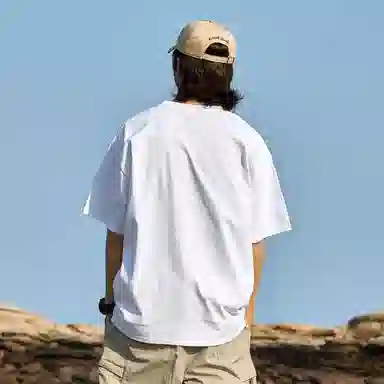 AMBER LIGHT T