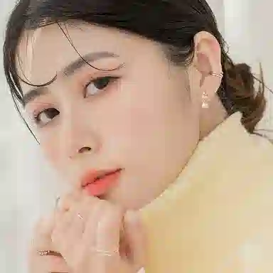 DAISY BEAUTY 999