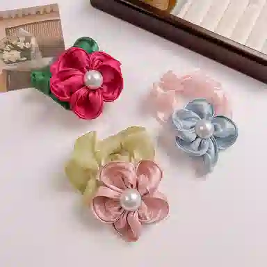 DAISY BEAUTY