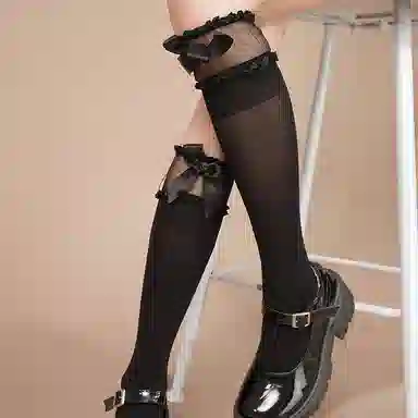 御茶家 日系白色蕾丝花边羊羔绒小腿袜显瘦黑色丝袜纯欲可爱风高筒袜 女款