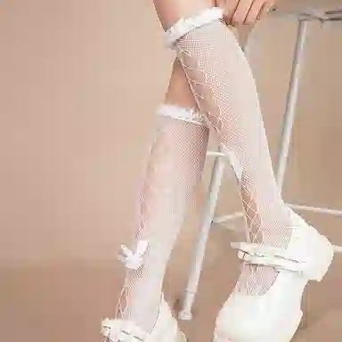 御茶家 日系白色蕾丝花边羊羔绒小腿袜显瘦黑色丝袜纯欲可爱风高筒袜 女款