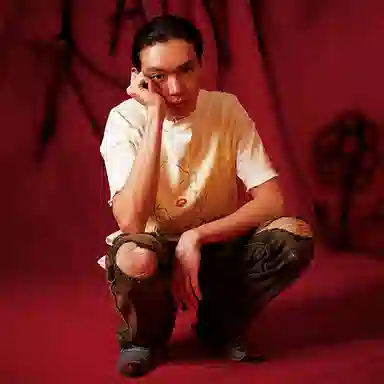 SSSAINT LOUIS Monroes lip Tee T