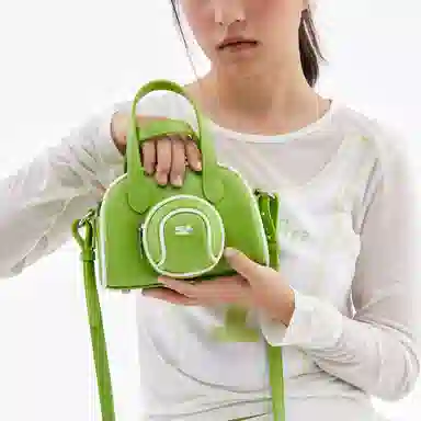 Crying Center PU