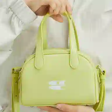 Crying Center Classic Retro PU Boston Bag