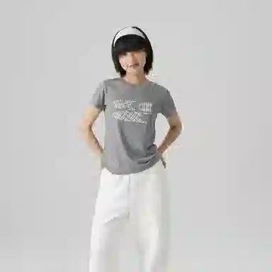 Crying Center logo T