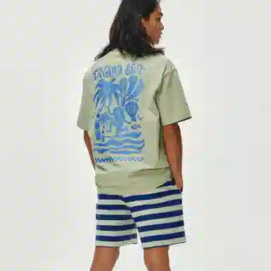 Crying Center Vintage Beach Illustration Tee