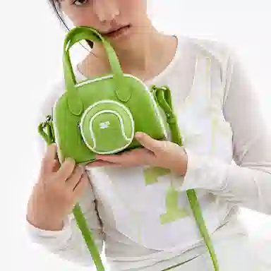 Crying Center PU