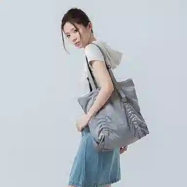 COMBACK noonecan Tote