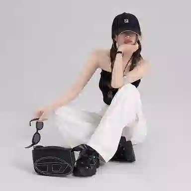 玫丝朵 简约通勤休闲牛仔裤 女款