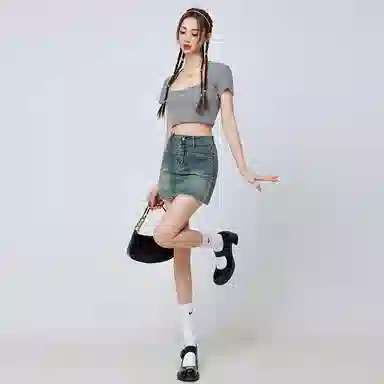 玫丝朵 复古弹力休闲牛仔短裙 女款