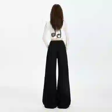 玫丝朵 时尚舒适通勤简约牛仔裤 女款