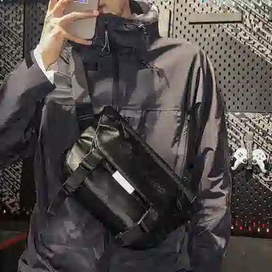 GOBLIN SHARKS 1759 PU