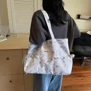 GOBLIN SHARKS 1759 ins Tote