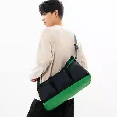 GOBLIN SHARKS 1759 Nylon Shoulder Bag