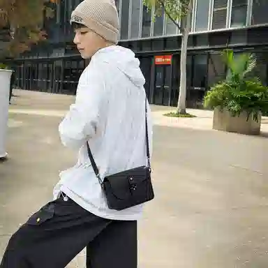 GOBLIN SHARKS 1759 PU