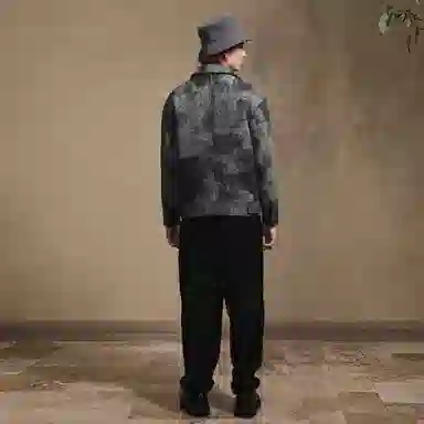 J.D.V