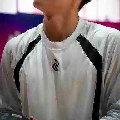 E