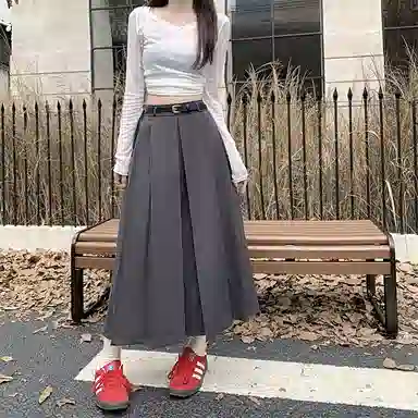 思蓓儿 简约舒适纯色通勤休闲长裙 女款