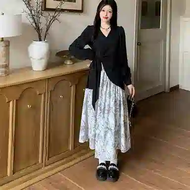 思蓓儿 水墨花设计感收腰长袖连衣裙 女款