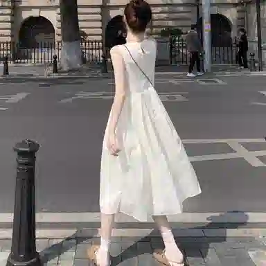 思蓓儿 法式收腰显瘦中长款茶歇无袖连衣裙 女款 杏色