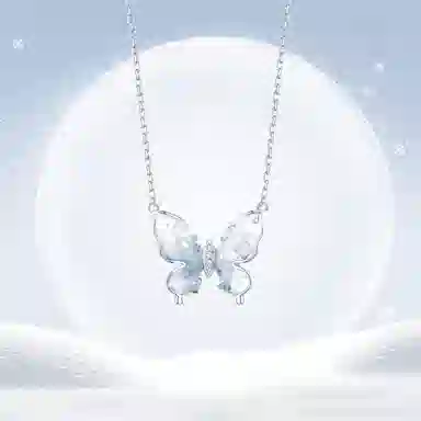 【999足银纯银 冰屿蝴蝶/浪漫卡片】 福韵金 接住财运的蝴蝶好运福蝶渐变蓝轻奢精致灵动浪漫闪耀简约百搭 白水晶 项链 女款