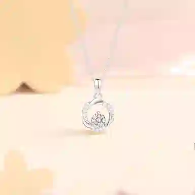 【 纯银999 福韵金 】六桂福珠宝 莫比乌斯花环吊坠镂空灵动甜美浪漫 轻奢精致闪耀圆环简约设计优雅日常百搭锁骨链 首饰 足银项链 女款