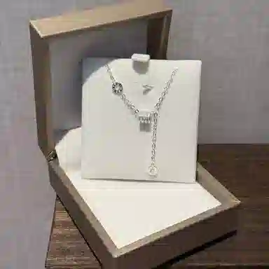 【S999足银丨托帕石丨赠告白卡片】 福韵金 六桂福珠宝 幸运小蛮腰流苏轻奢精致时尚转运珠优雅气质个性高级简约百搭好运 纯银 项链 女款