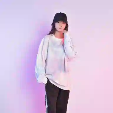 FireMonkey Gradient Letter Print Sweatshirt