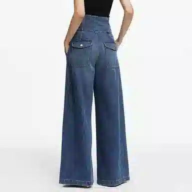 MOUSSY