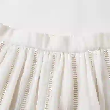 MOUSSY A