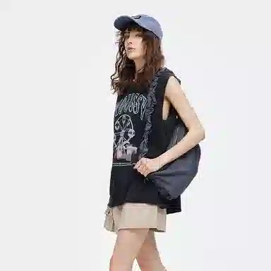 MOUSSY LOGO T