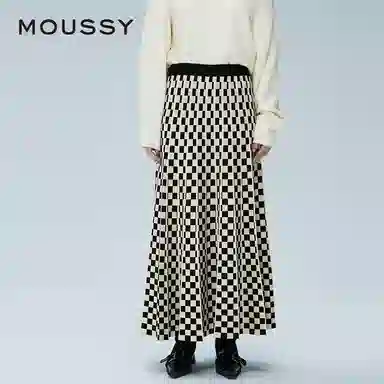MOUSSY A