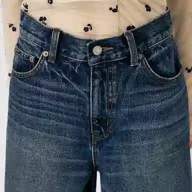 MOUSSY