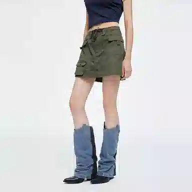 MOUSSY