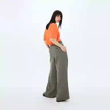 MOUSSY V