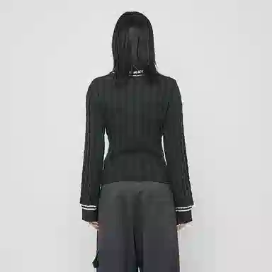 MOUSSY V