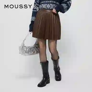 MOUSSY A