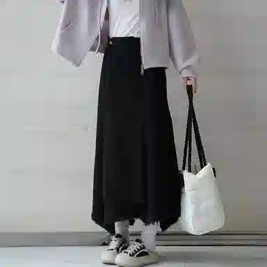 MOUSSY A