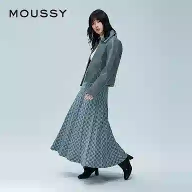 MOUSSY A