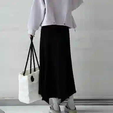 MOUSSY A