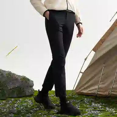 Reebok x Spyder logo