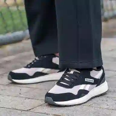Reebok GL1100 Black White