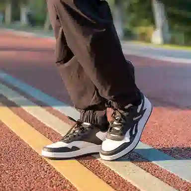 Reebok BB 1000 Black White