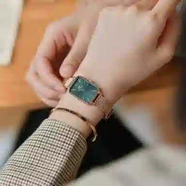 Daniel Wellington DW 36.5*29mm W466W445