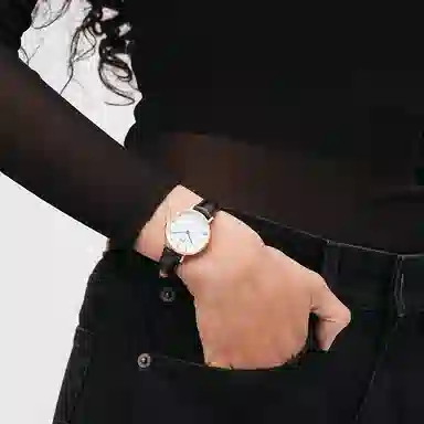 Daniel Wellington Petite Quartz White Dial