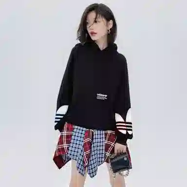 adidas originals 811logo