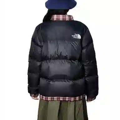 THE NORTH FACE Nuptse 811